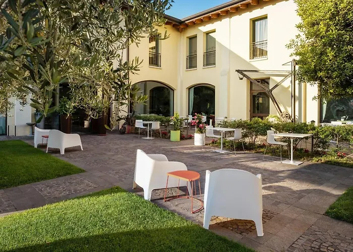 The Ziba Hotel & Spa
